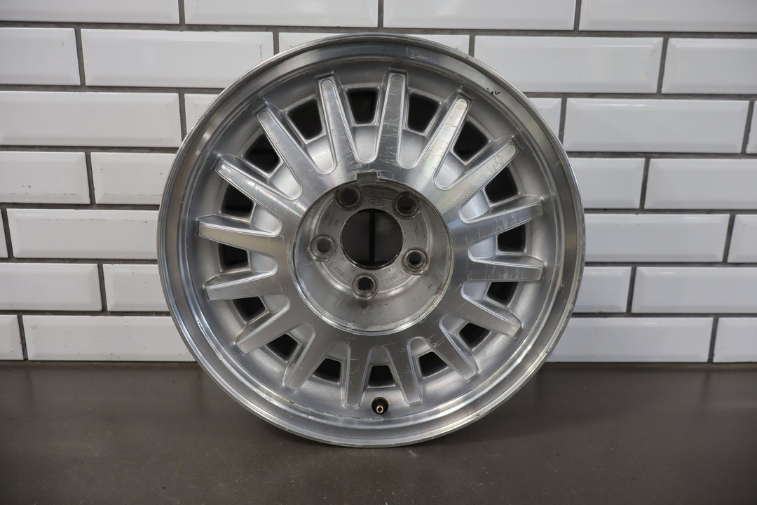1997 Lincoln Town Car - 16x7 16 Spoke Aluminum Wheel - No Center Cap