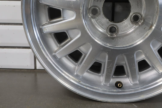 1997 Lincoln Town Car - 16x7 16 Spoke Aluminum Wheel - No Center Cap