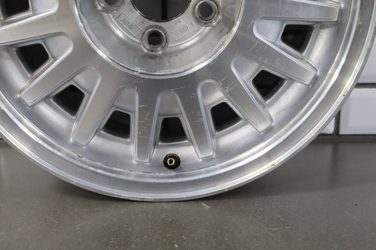 1997 Lincoln Town Car - 16x7 16 Spoke Aluminum Wheel - No Center Cap