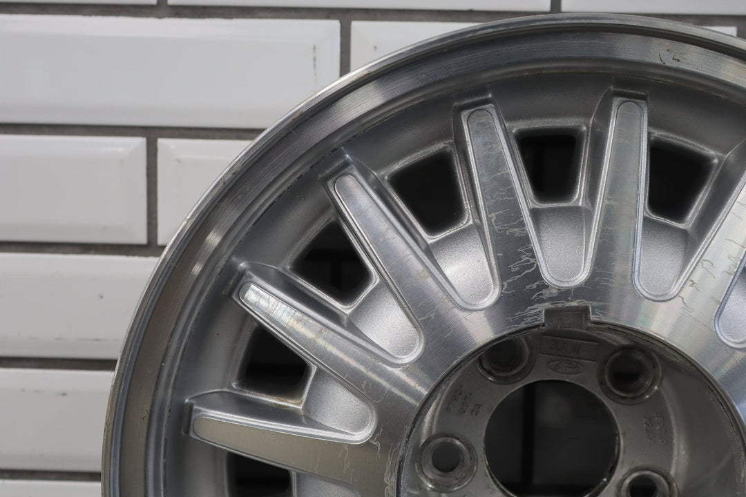 1997 Lincoln Town Car - 16x7 16 Spoke Aluminum Wheel - No Center Cap