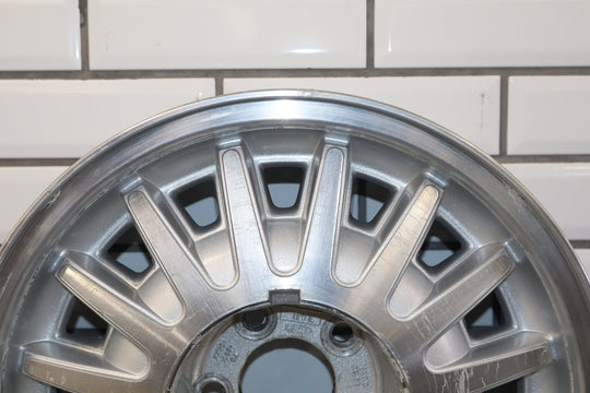 1997 Lincoln Town Car - 16x7 16 Spoke Aluminum Wheel - No Center Cap