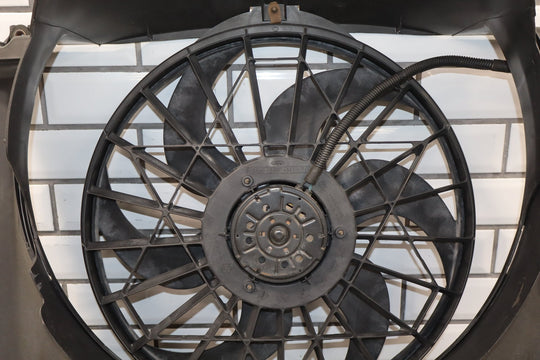 1997 Lincoln Town Car 4.6 Fan Shroud