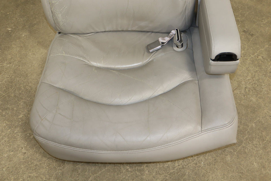 1997 Lincoln Town Car Right Front Passenger Power Leather Seat - Lt. Graphite D2