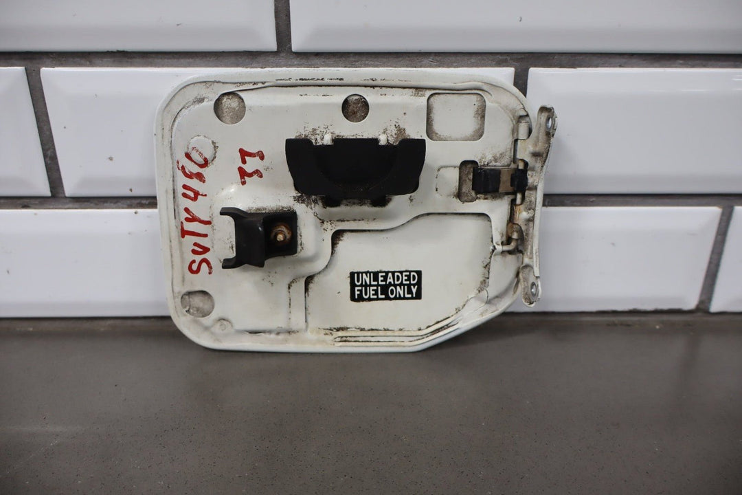 1997 Toyota Land Cruiser Fuel Filler Door White 040
