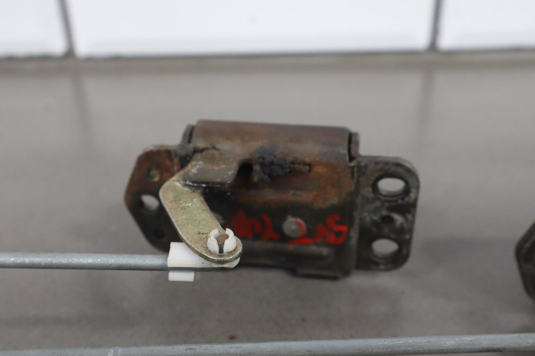 1997 Toyota Land Cruiser Lower Tailgate Latches W/Rods OEM