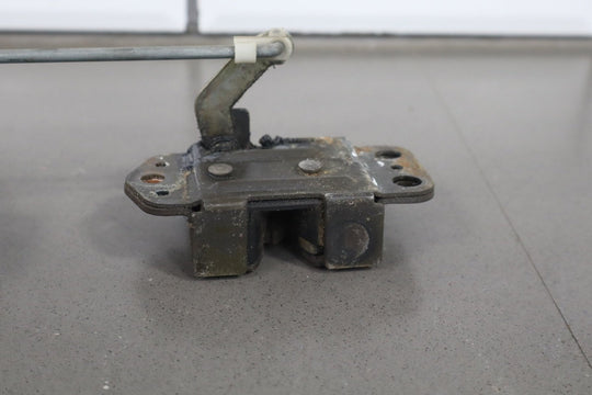 1997 Toyota Land Cruiser Lower Tailgate Latches W/Rods OEM