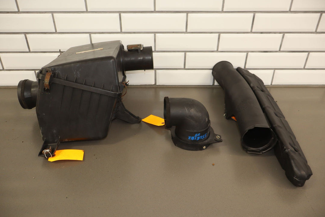 1998 - 04/2005 Lexus LX470 / Land Cruiser 4.7L OEM Air Cleaner (No MAF)