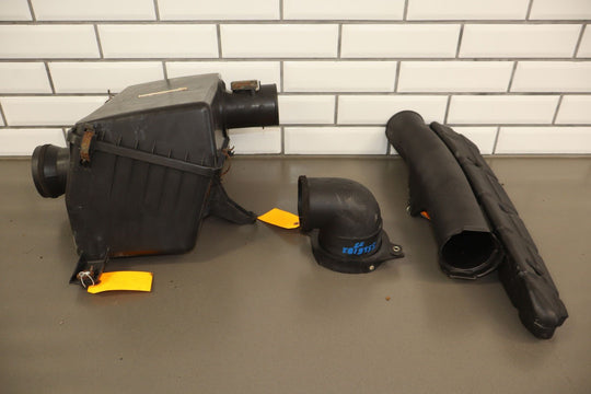 1998 - 04/2005 Lexus LX470 / Land Cruiser 4.7L OEM Air Cleaner (No MAF)