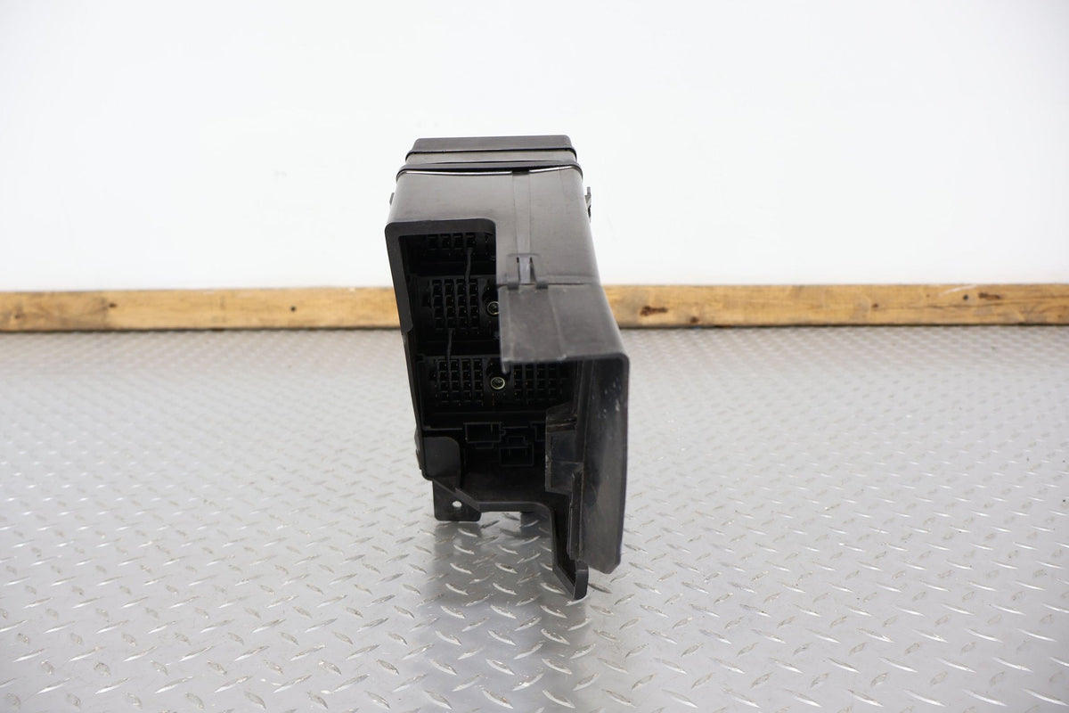 1998-1999 Chevrolet Corvette C5- Engine Fuse Box