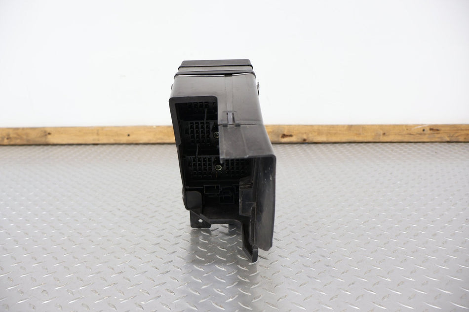 1998-1999 Chevrolet Corvette C5- Engine Fuse Box