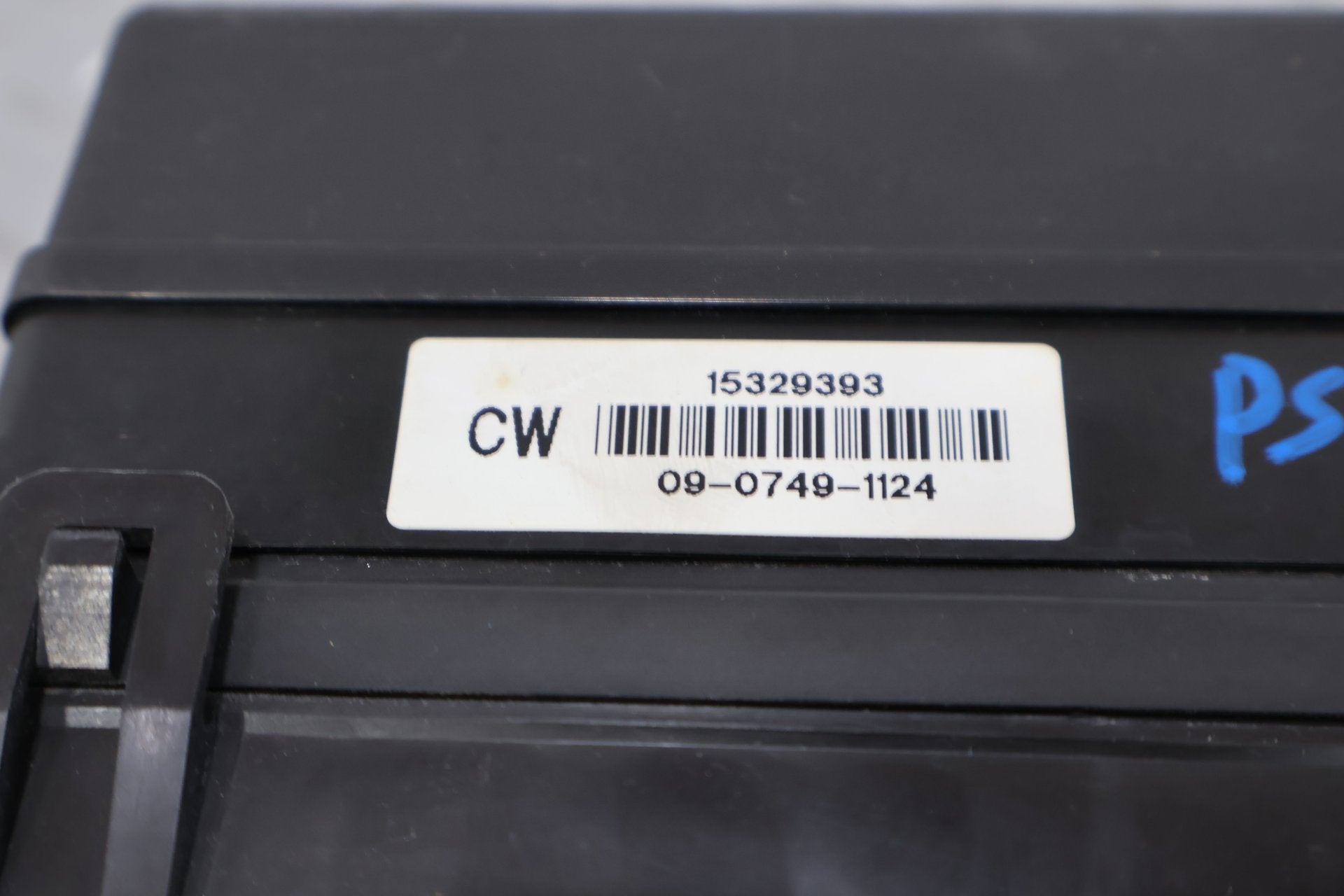 1998-1999 Chevrolet Corvette C5- Engine Fuse Box