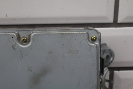 1998-1999 Lexus LX470 4.7L 2UZFE Engine Computer 8966160611