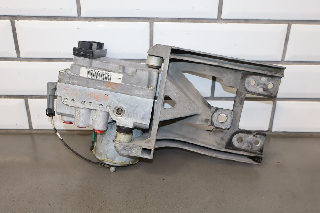 1998 - 2000 C5 Corvette (W/O Active Brake Control) Anti Lock Brake Pump & Module
