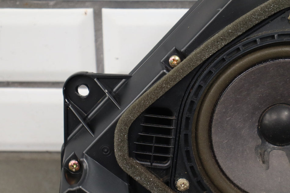 1998-2000 Lexus LX470 Left Front Drivers Door Speaker OEM Pioneer