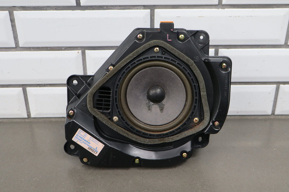 1998-2000 Lexus LX470 Left Front Drivers Door Speaker OEM Pioneer