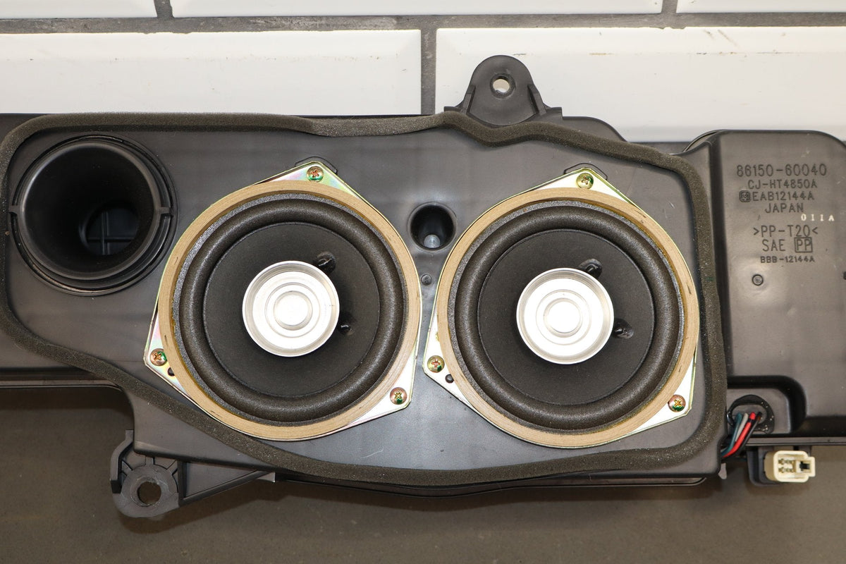 1998-2000 Toyota Land Cruiser Speakers OEM