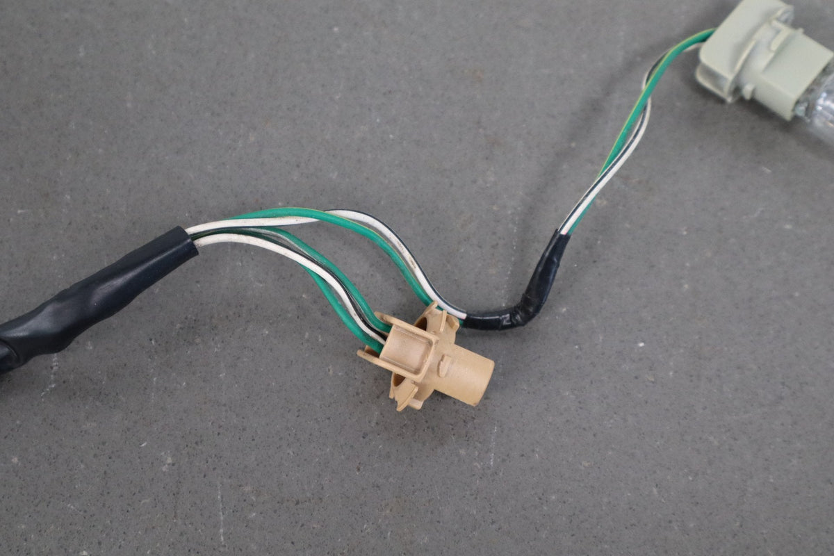 1998-2001 Lexus LX470 Toyota Land Cruiser Taillight Wiring Harness Pair OEM