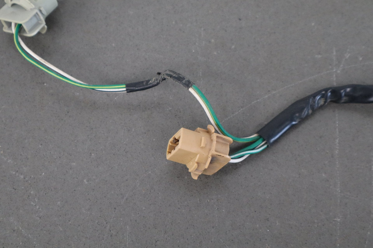 1998-2001 Lexus LX470 Toyota Land Cruiser Taillight Wiring Harness Pair OEM