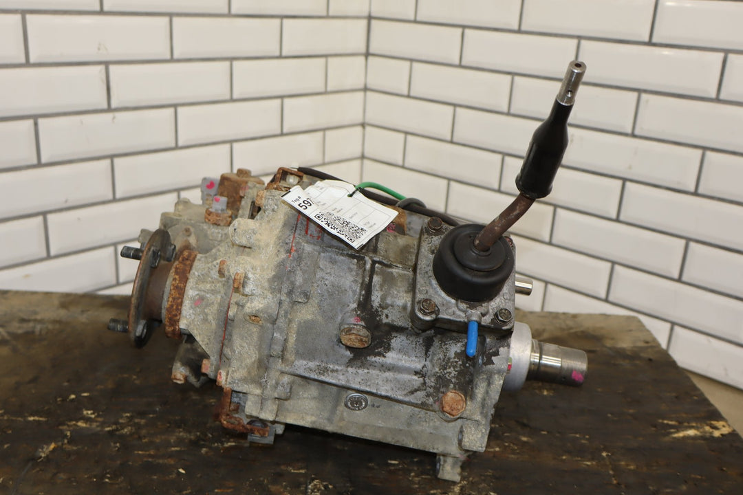 1998 - 2001 Toyota 4Runner Transfer Case 3611035271 OEM