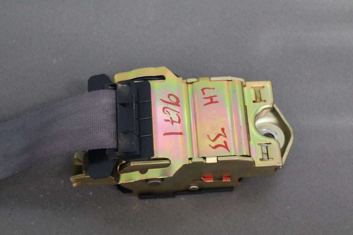 1998-2002 Chevrolet Camaro Coupe Driver Front Seat Belt 88896028 OEM