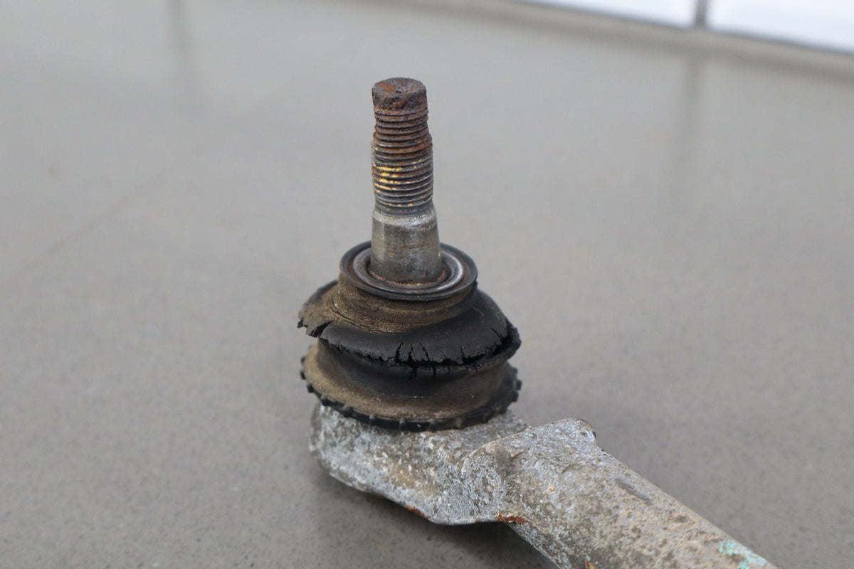 1998-2002 Chevrolet Camaro F41 Steering Gear 26060047 OEM