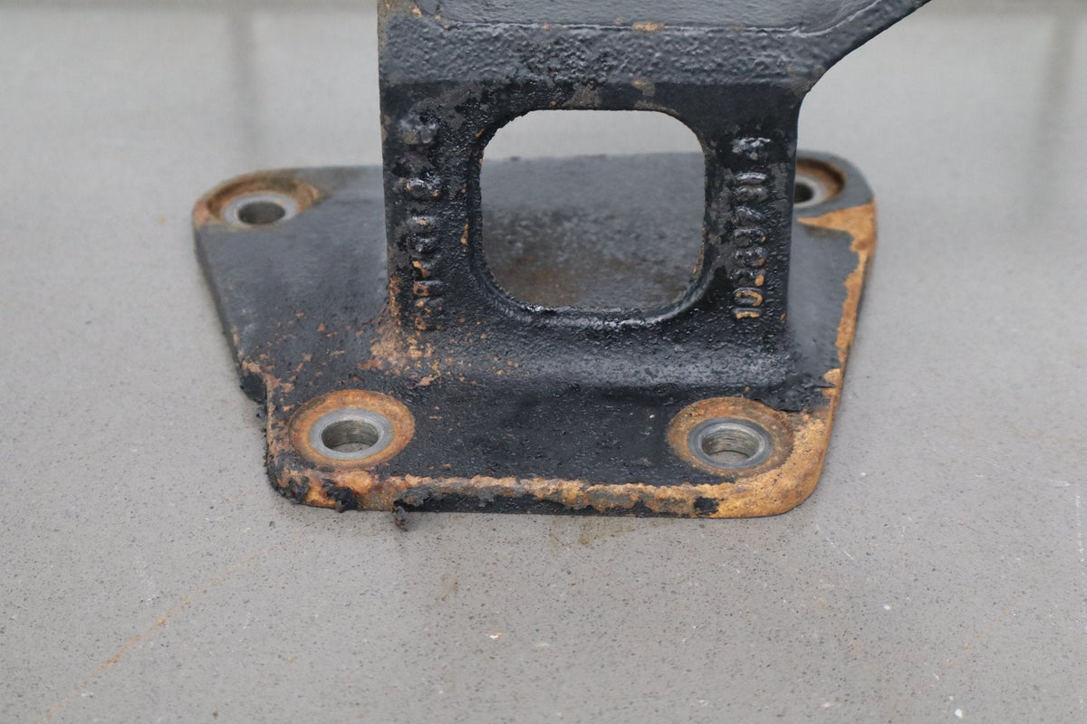 1998-2002 Chevrolet Camaro Pontiac Firebird 5.7L LS1 Pair - Engine Mount Bracket