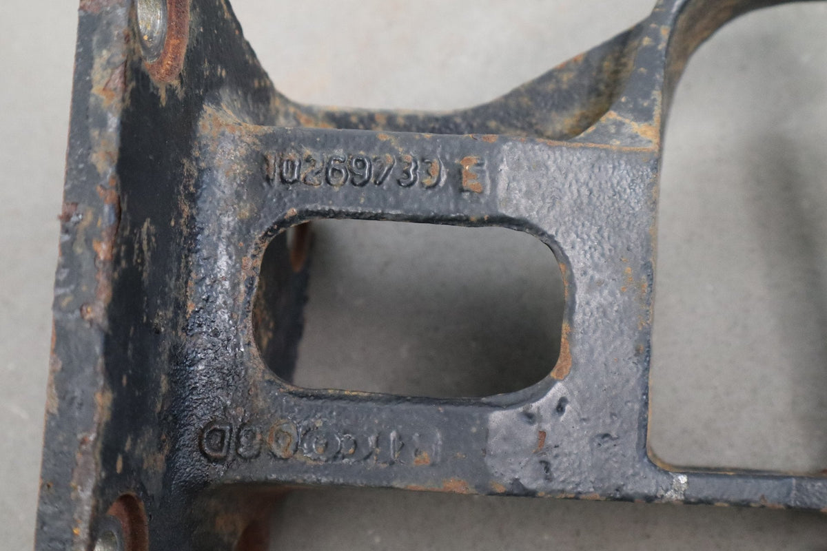 1998-2002 Chevrolet Camaro Pontiac Firebird 5.7L LS1 Pair - Engine Mount Bracket