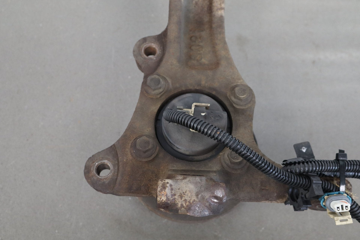1998-2002 Chevrolet Camaro Pontiac Firebird Left Front Spindle