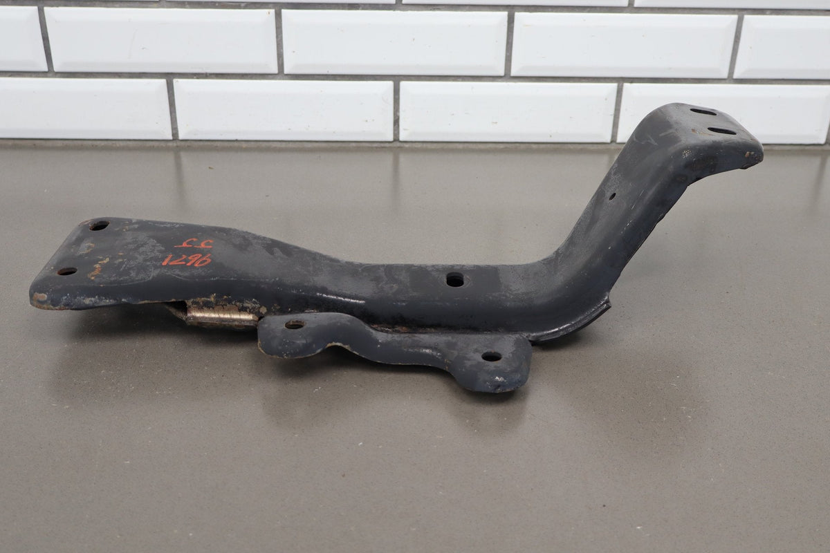1998-2002 Chevrolet Camaro Pontiac Firebird Manual Transmission Crossmember OEM