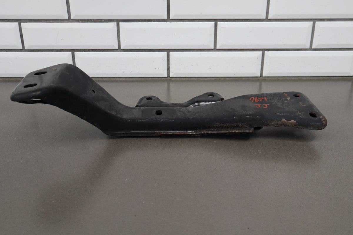 1998-2002 Chevrolet Camaro Pontiac Firebird Manual Transmission Crossmember OEM