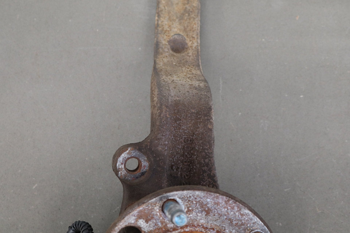 1998-2002 Chevrolet Camaro Pontiac Firebird Right Front Spindle