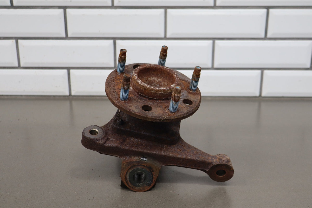 1998-2002 Chevrolet Camaro Pontiac Firebird Right Front Spindle