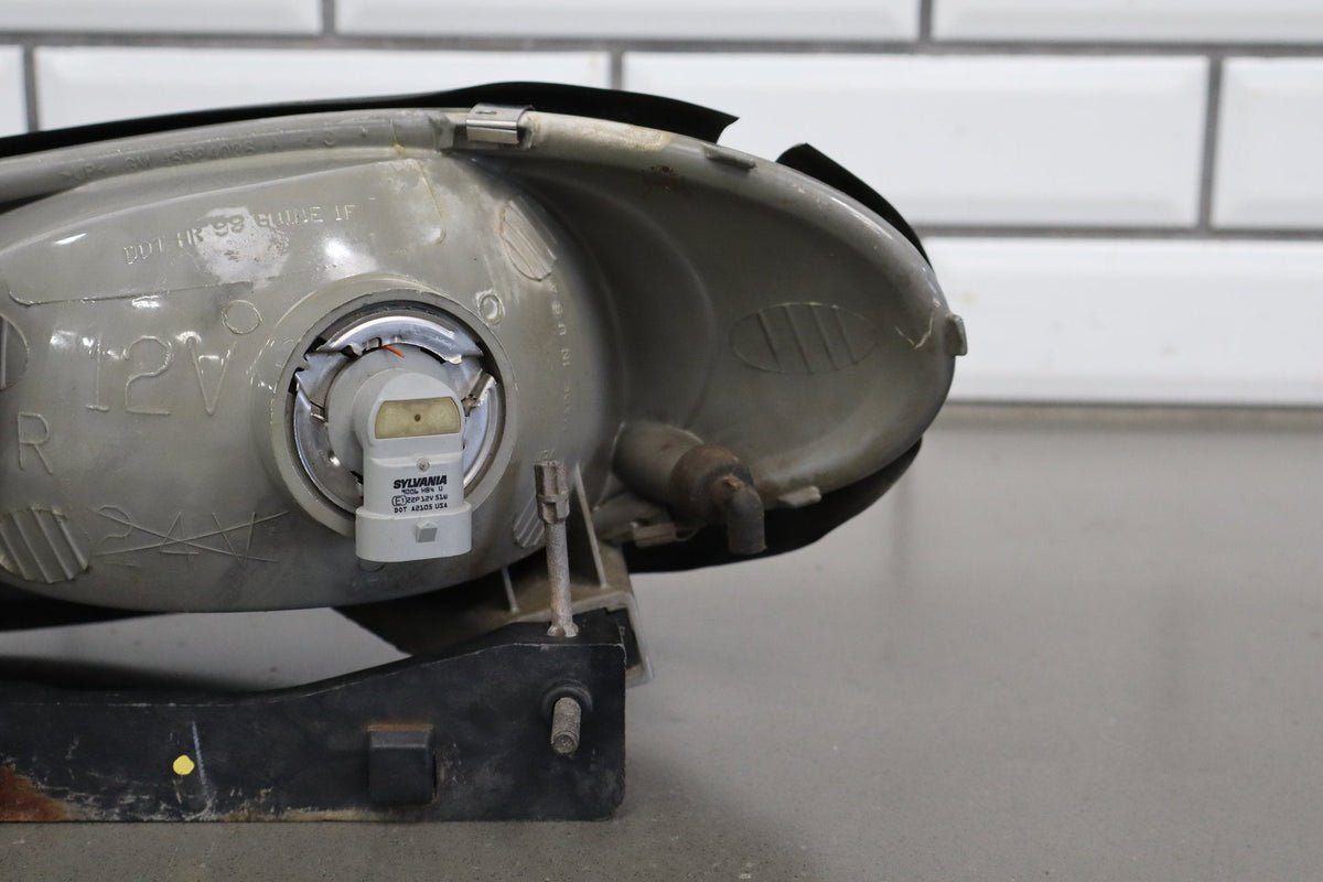 1998-2002 Chevrolet Camaro Right Headlamp 16525314 OEM