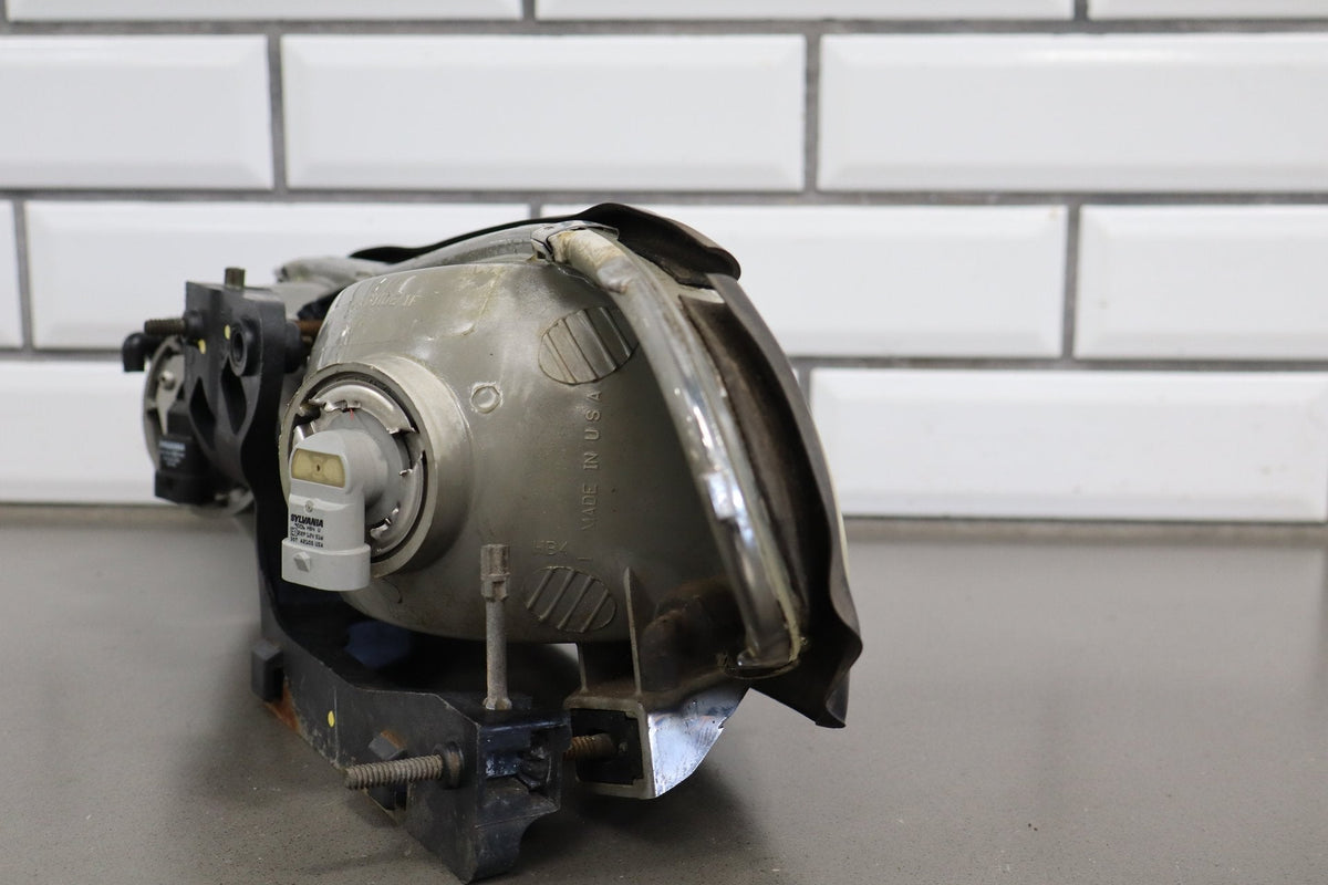 1998-2002 Chevrolet Camaro Right Headlamp 16525314 OEM