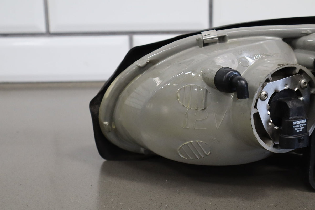 1998-2002 Chevrolet Camaro Right Headlamp 16525314 OEM