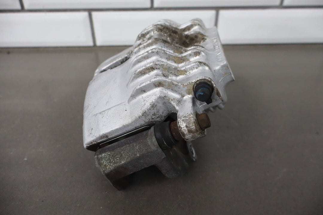 1998 - 2002 Chevrolet Camaro V8 Front Caliper Set W/ Carriers - 18046299 OEM