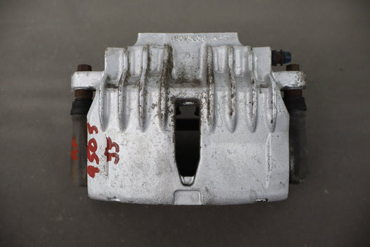 1998 - 2002 Chevrolet Camaro V8 Front Caliper Set W/ Carriers - 18046299 OEM