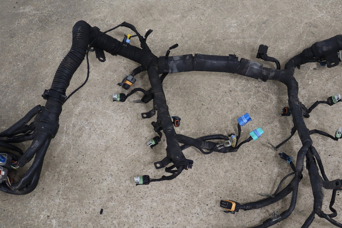 1998-2002 Isuzu Trooper 2WD Engine Wiring Harness 3.5L 6VE1 OEM