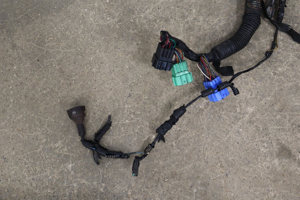 1998-2002 Isuzu Trooper 2WD Engine Wiring Harness 3.5L 6VE1 OEM