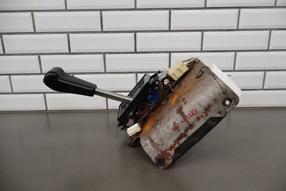 1998-2002 Isuzu Trooper 4x2 Floor Shifter W/ Knob OEM