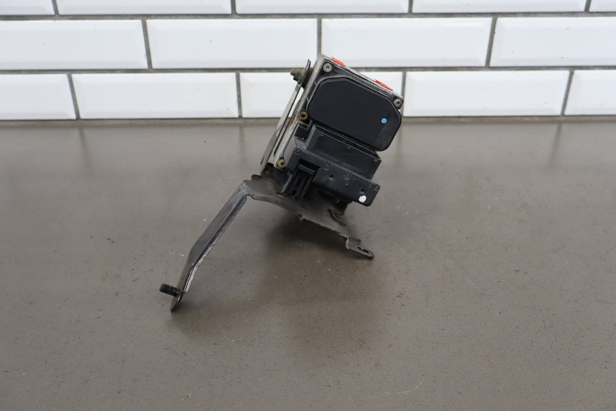 1998-2002 Isuzu Trooper ABS Brake Unit OEM