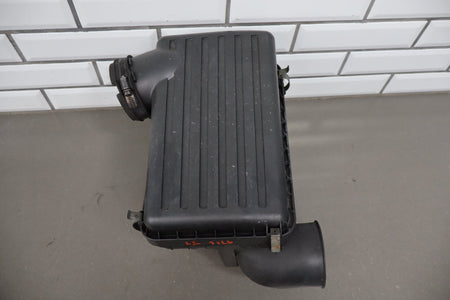1998-2002 Isuzu Trooper Air Cleaner 3.5L 6VE1 OEM