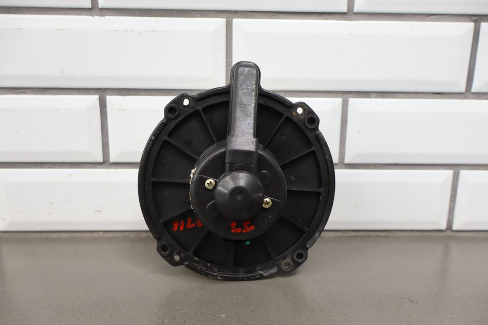 1998-2002 Isuzu Trooper Blower Motor OEM