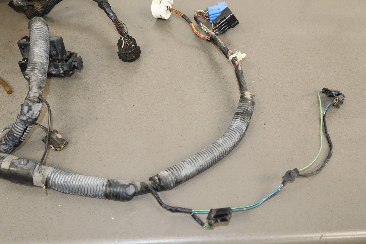 1998-2002 Isuzu Trooper Body Wiring Harness OEM