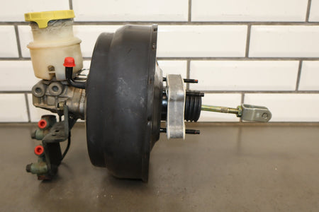 1998-2002 Isuzu Trooper Brake Booster W/ Master Cylinder OEM