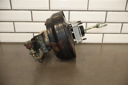 1998-2002 Isuzu Trooper Brake Booster W/ Master Cylinder OEM