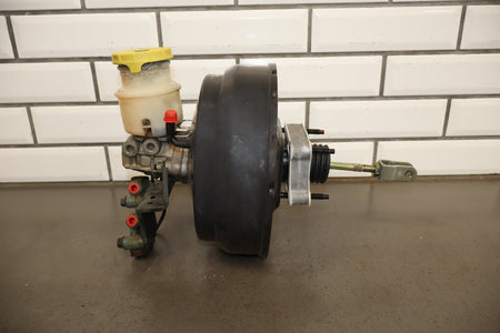 1998-2002 Isuzu Trooper Brake Booster W/ Master Cylinder OEM