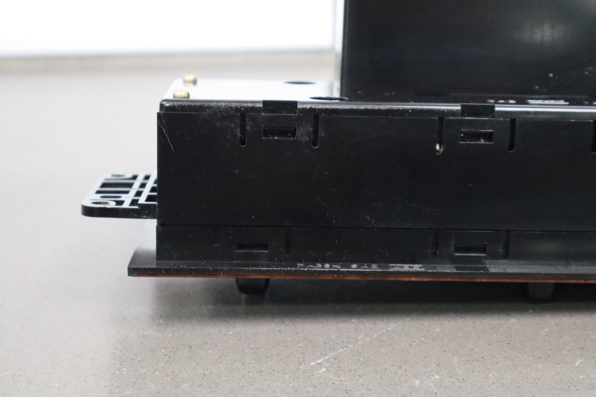 1998-2002 Isuzu Trooper Climate Control OEM