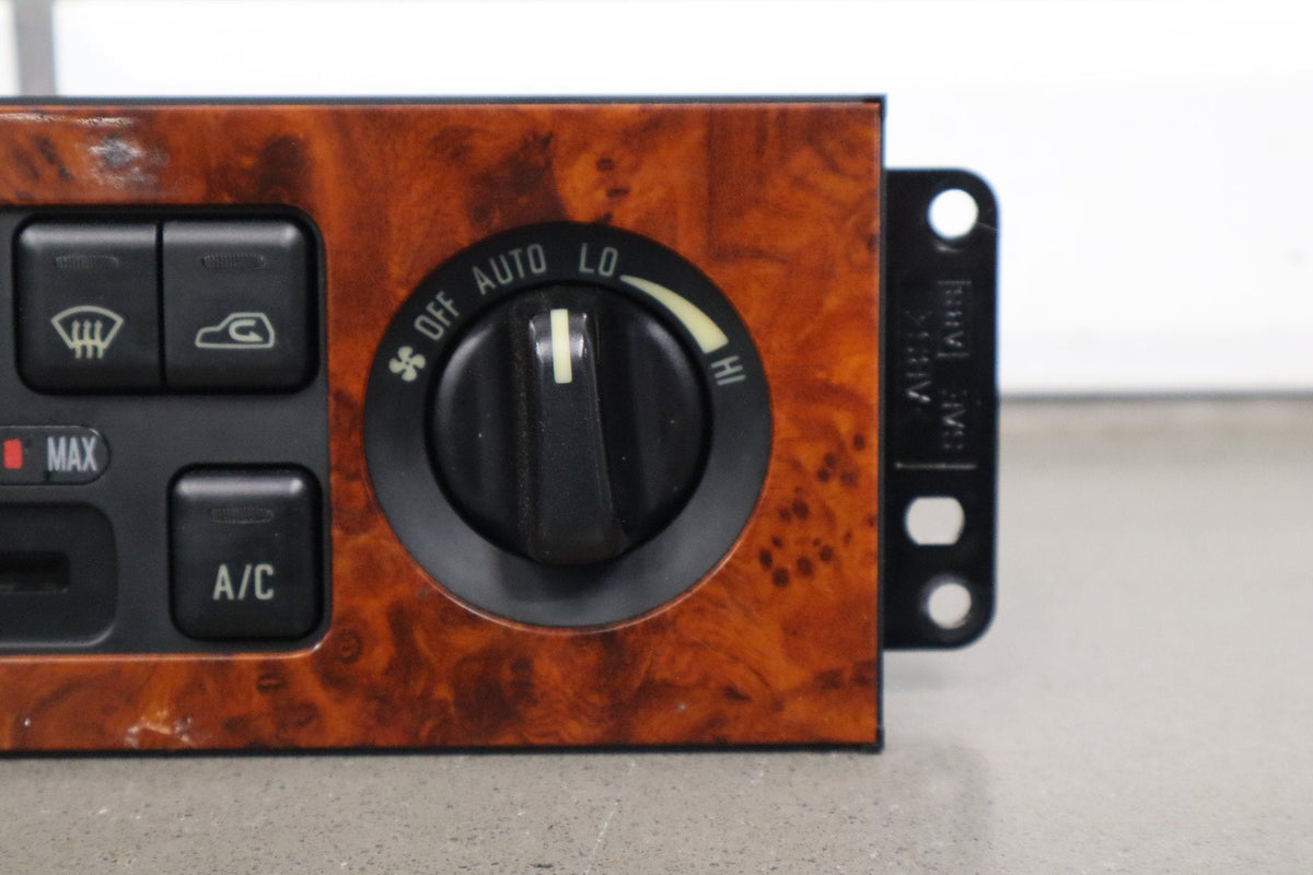 1998-2002 Isuzu Trooper Climate Control OEM