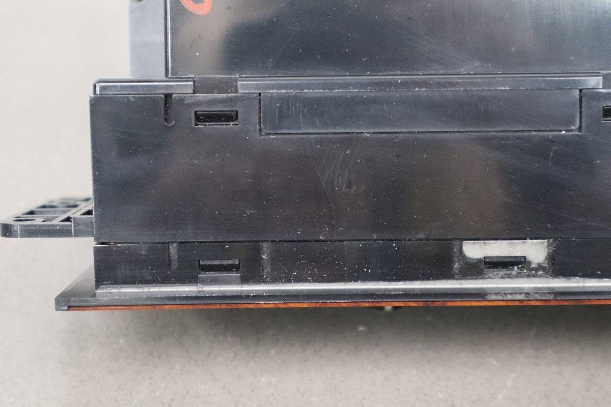1998-2002 Isuzu Trooper Climate Control OEM